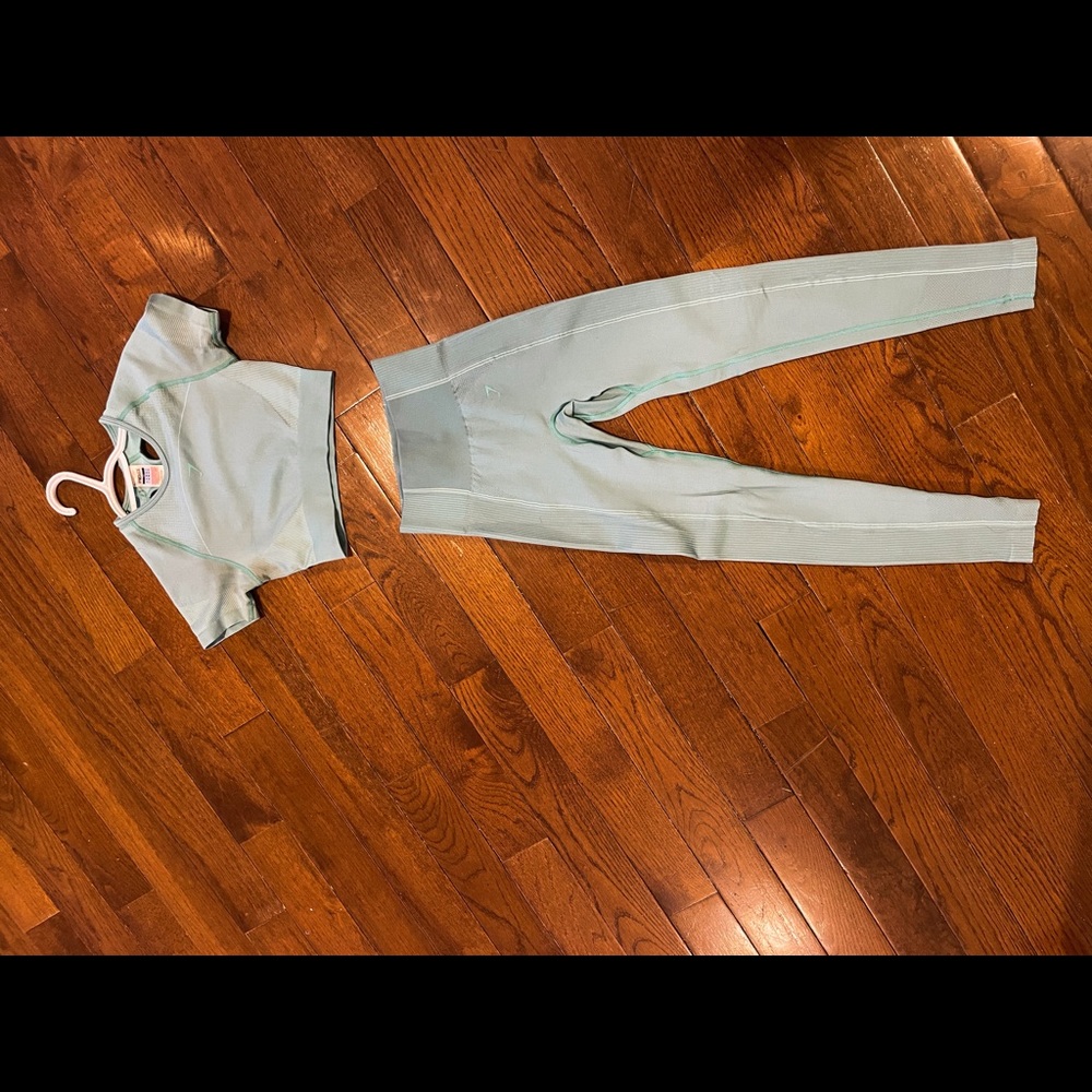 FULL SET Gymshark Ultra Seamless teal - Picture 8 of 9